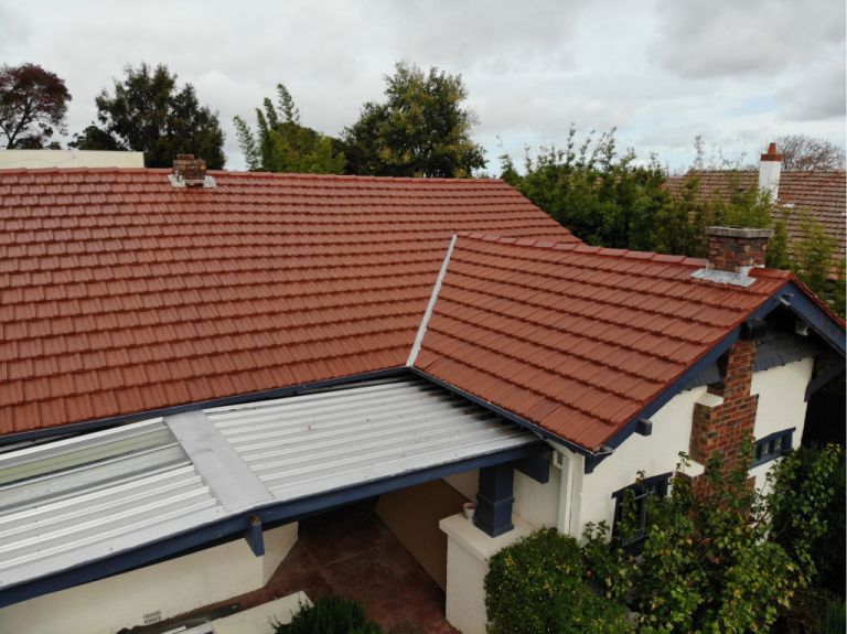 Roof Tile Restoration Melbourne 768x575