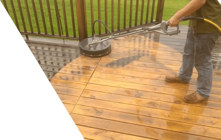 deck cleaning 2 768x488